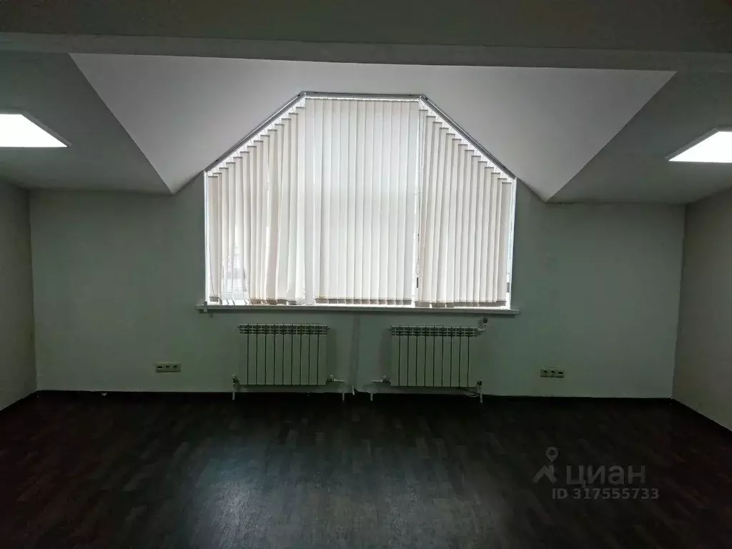 Офис в Татарстан, Набережные Челны ул. Абдуллы Алиша, 9 (38 м) - Фото 0