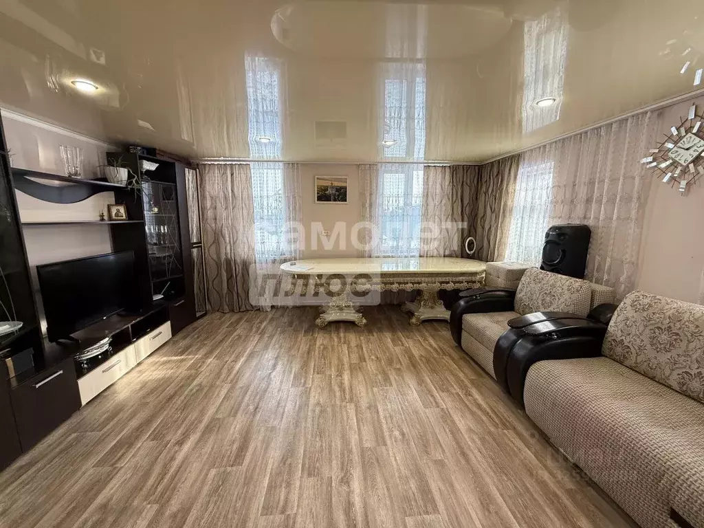 Дом в Самарская область, Сызрань пер. 1-й Земляной, 7 (49 м) - Фото 1