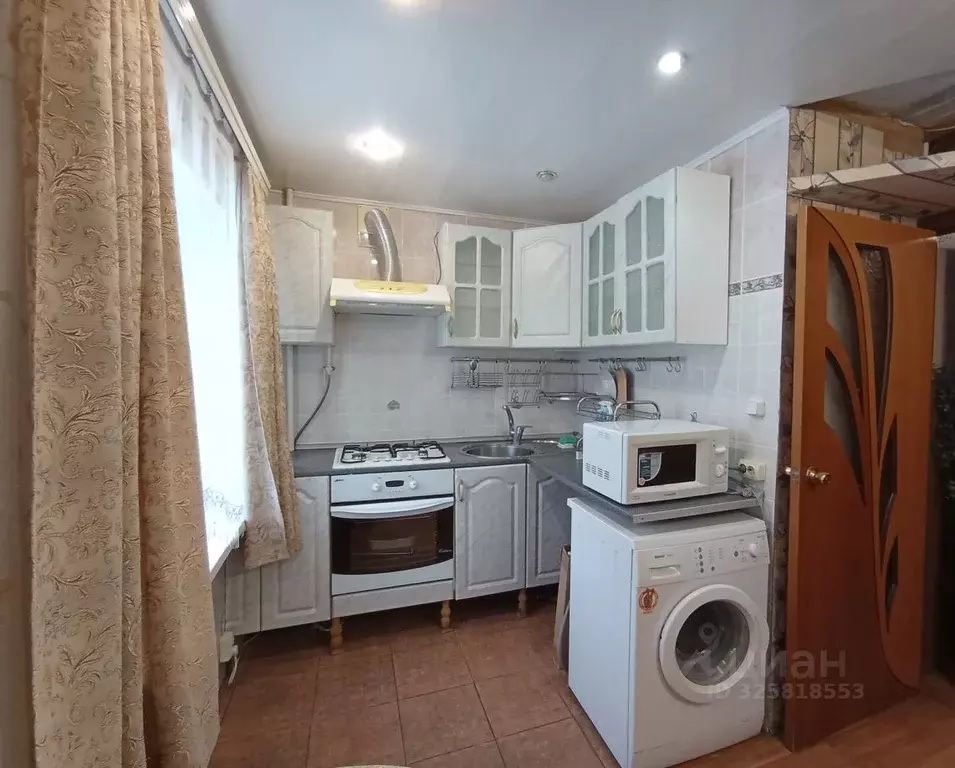 3-к кв. Владимирская область, Александров ул. Октябрьская, 10 (50.4 м) - Фото 1