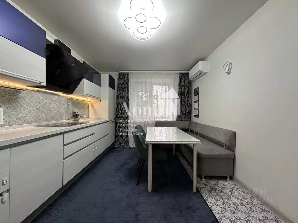2-к кв. Санкт-Петербург Бухарестская ул., 23К4 (65.8 м) - Фото 0