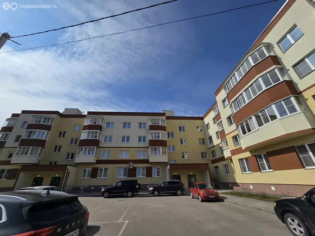 1-комнатная квартира: городской посёлок Дубровка, улица Томилина, 9 ... - Фото 0