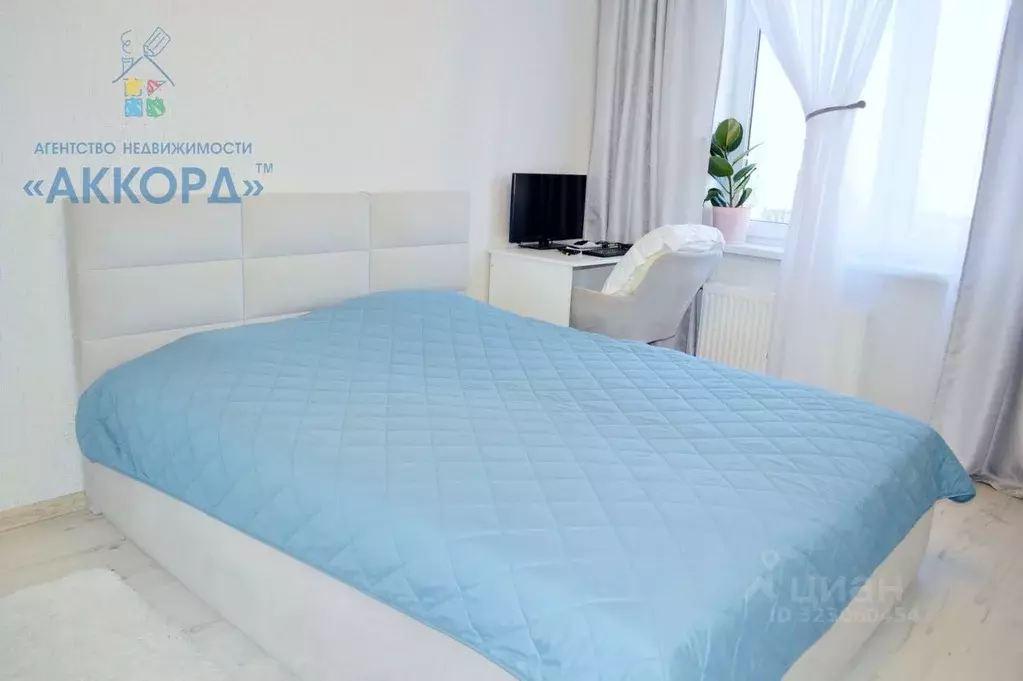 2-к кв. Алтайский край, Барнаул Балтийская ул., 101 (67.0 м) - Фото 1