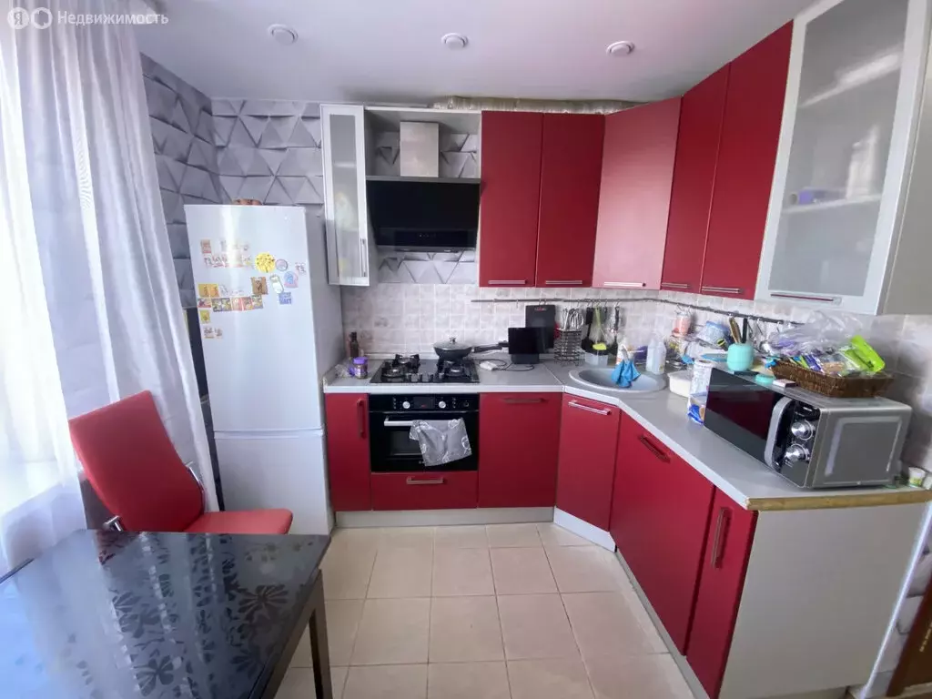 3-комнатная квартира: Новый Уренгой, Сибирская улица, 45 (65 м) - Фото 2