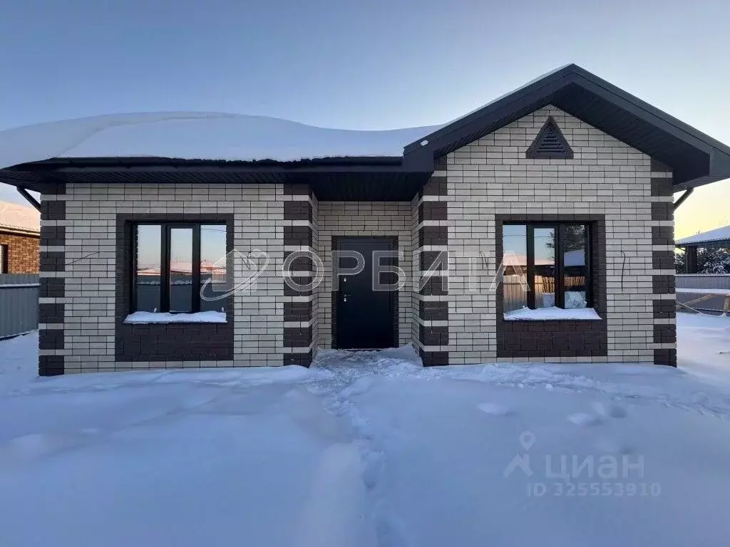Дом в Тюменская область, Тюменский муниципальный округ, с. Перевалово ... - Фото 1