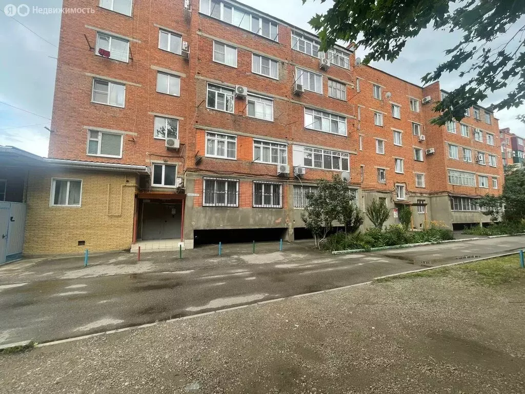 1-комнатная квартира: Майкоп, улица Некрасова, 287 (18 м) - Фото 1