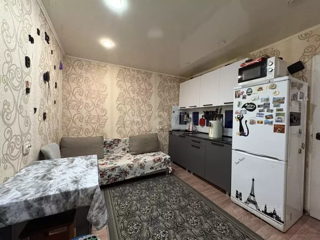 2-к кв. Тюменская область, Тюмень ул. Республики, 229 (35.4 м) - Фото 1