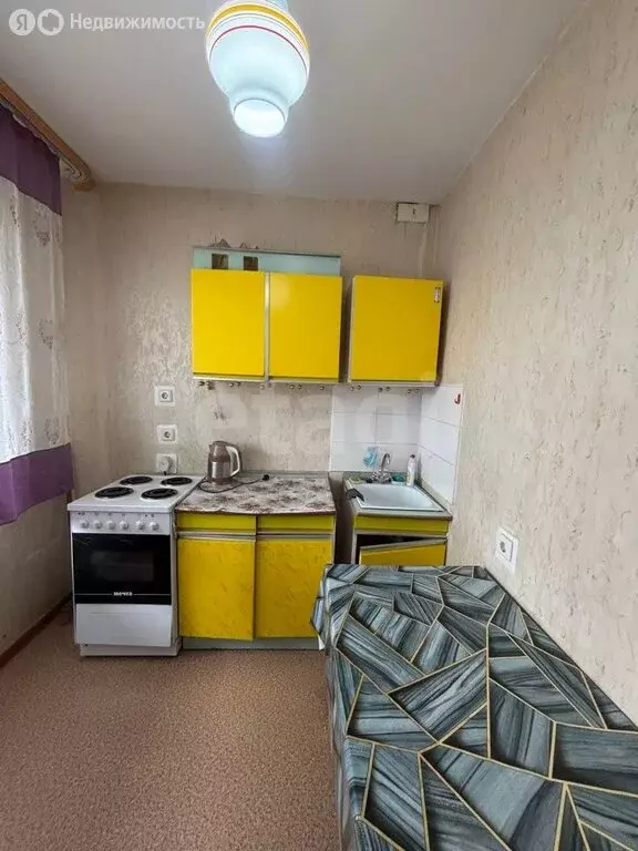 1-комнатная квартира: Усть-Катав, 2-й микрорайон, 1 (32.1 м) - Фото 1