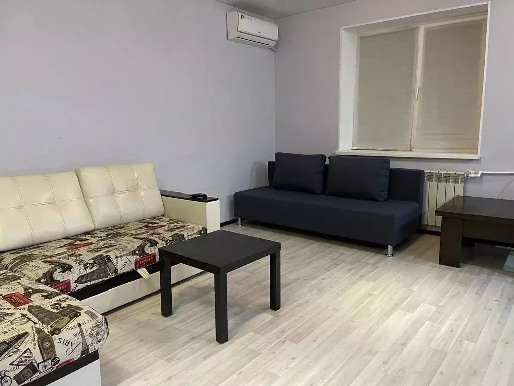 Студия Ростовская область, Ростов-на-Дону 4-я Семейная ул., 3 (34.0 м) - Фото 1