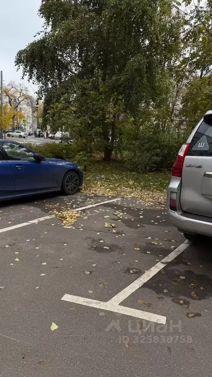 Гараж в Москва Бауманская ул., 33/2С3 (13 м) - Фото 1