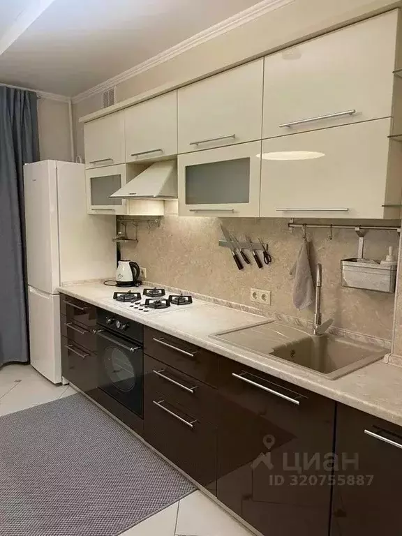 2-к кв. Татарстан, Казань Чистопольская ул., 79 (60.0 м) - Фото 0