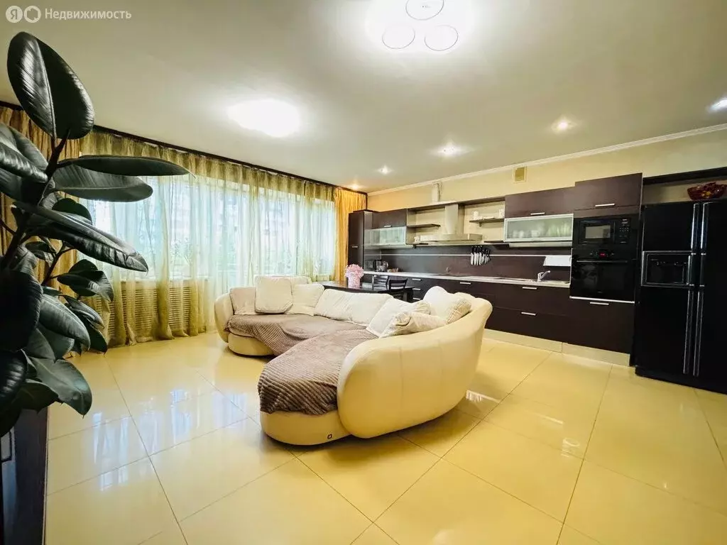 3-комнатная квартира: Иркутск, улица Карла Либкнехта, 107Г (115 м) - Фото 0