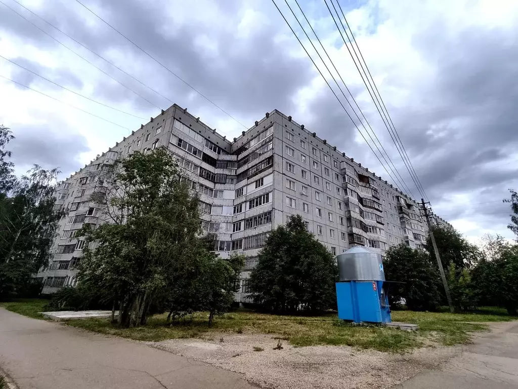 3-к кв. Коми, Сыктывкар ул. Малышева, 12 (66.8 м) - Фото 0