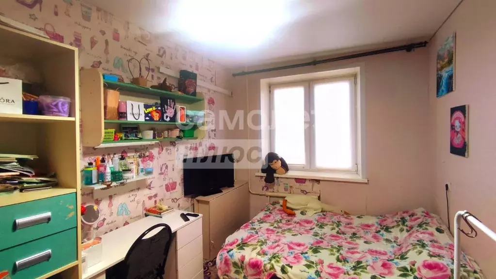 2-к кв. Белгородская область, Старый Оскол Молодогвардеец мкр, 17 ... - Фото 0