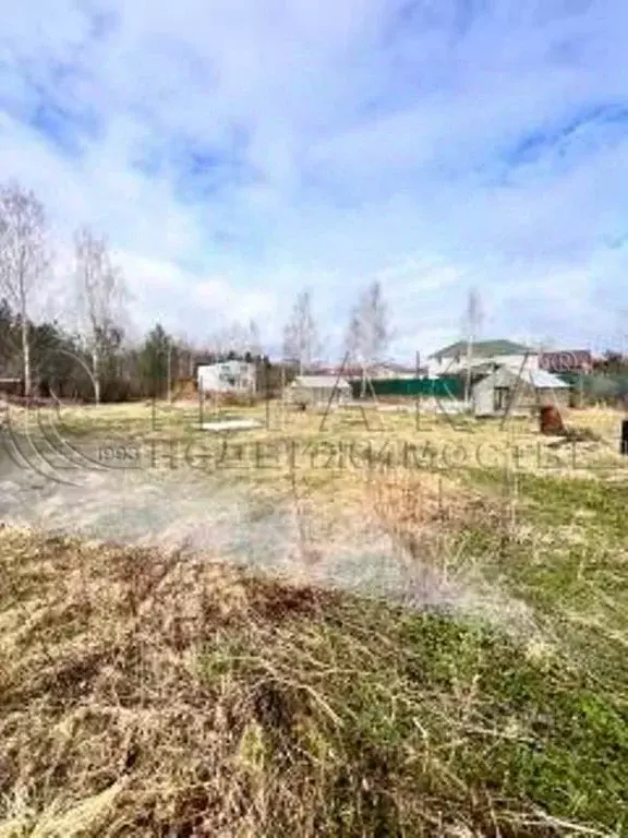 Участок в Ленинградская область, Выборгский район, Советское городское ... - Фото 0