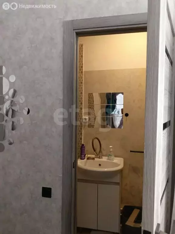 2-комнатная квартира: село Казанское, улица Карла Маркса, 9 (40.5 м) - Фото 1