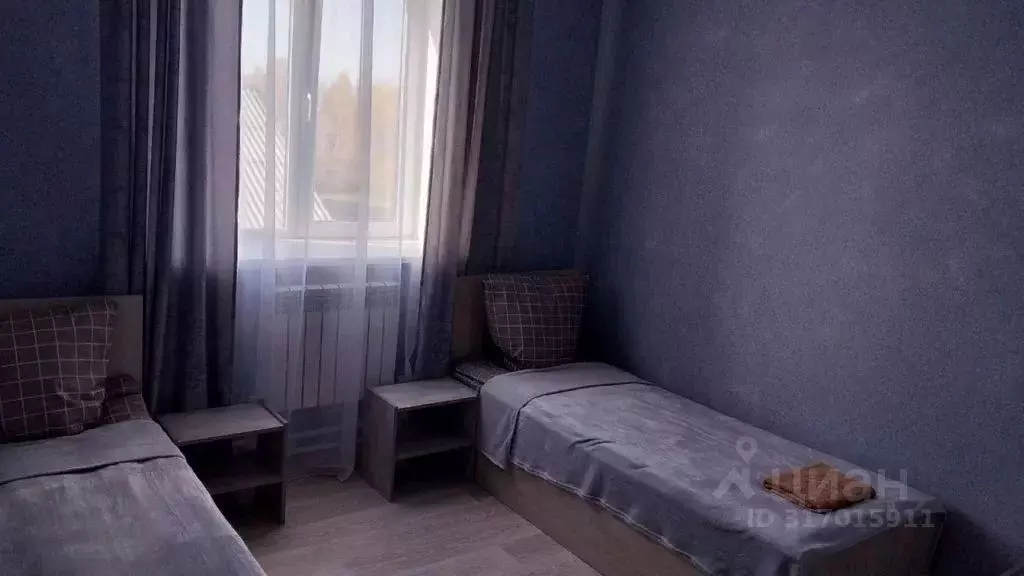 Комната Тюменская область, с. Абатское ул. Ленина, 110 - Фото 1