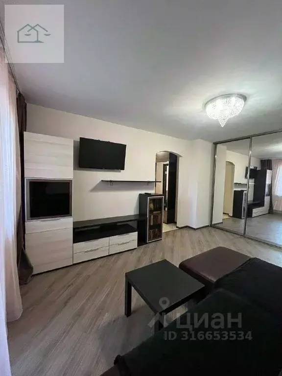 2-к кв. Воронежская область, Воронеж ул. Челюскинцев, 101Б (55.0 м) - Фото 0