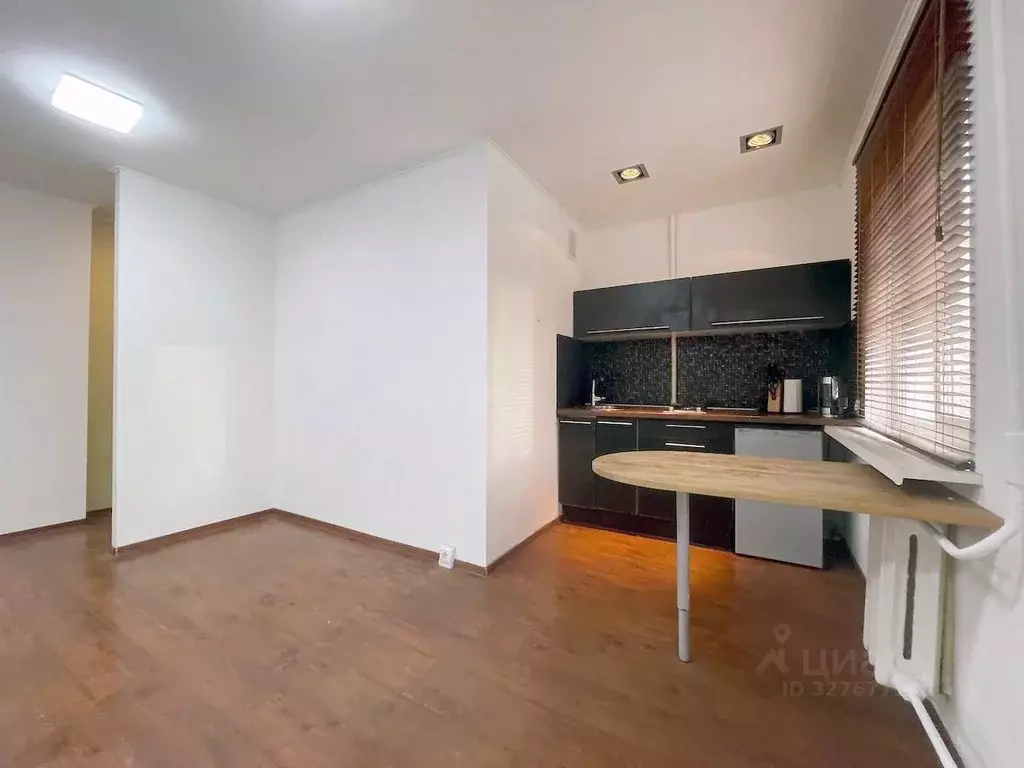 Студия Свердловская область, Екатеринбург ул. Пальмиро Тольятти, 22 ... - Фото 1