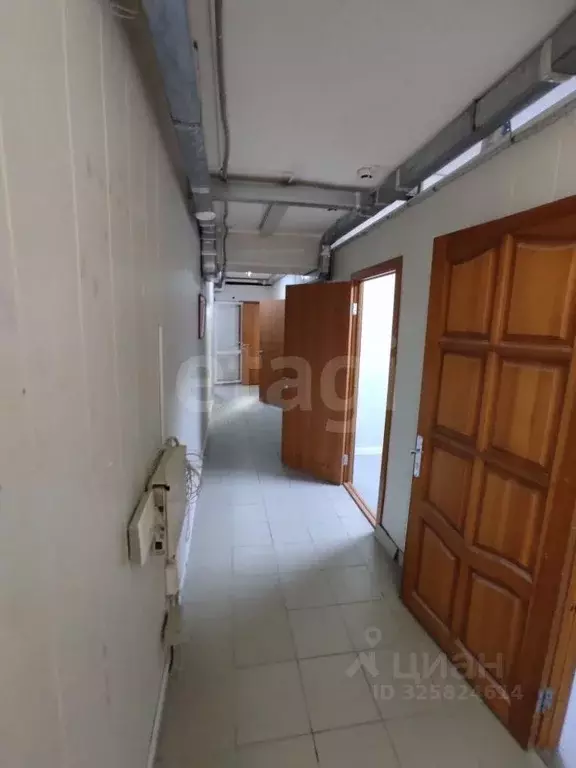 Помещение свободного назначения в Тюменская область, Тюмень ул. ... - Фото 1