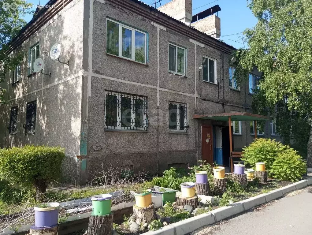 2-комнатная квартира: Черногорск, улица Сурикова, 16 (44 м) - Фото 1