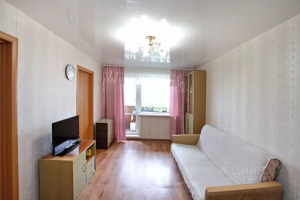 3-к кв. Пермский край, Пермь ул. Елькина, 6 (61.4 м) - Фото 0