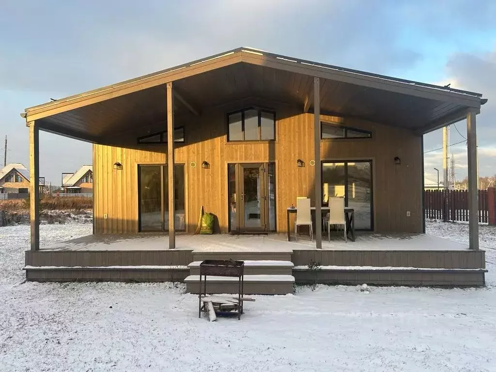 Дом в Московская область, Домодедово Кузьминский кп, 289 (140 м) - Фото 1