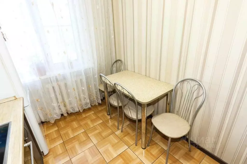 3-к кв. Алтайский край, Барнаул Взлетная ул., 10 (60.2 м) - Фото 2