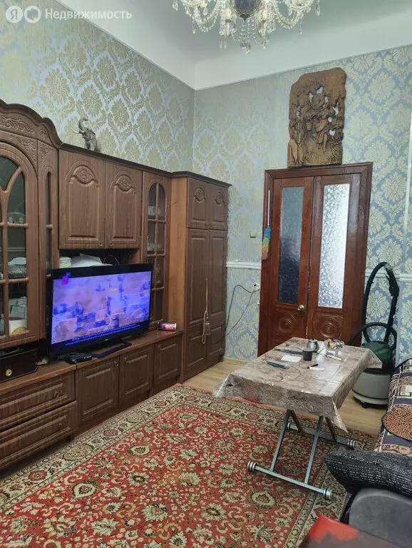 2-комнатная квартира: Новочеркасск, Комитетская улица, 81 (70 м) - Фото 1