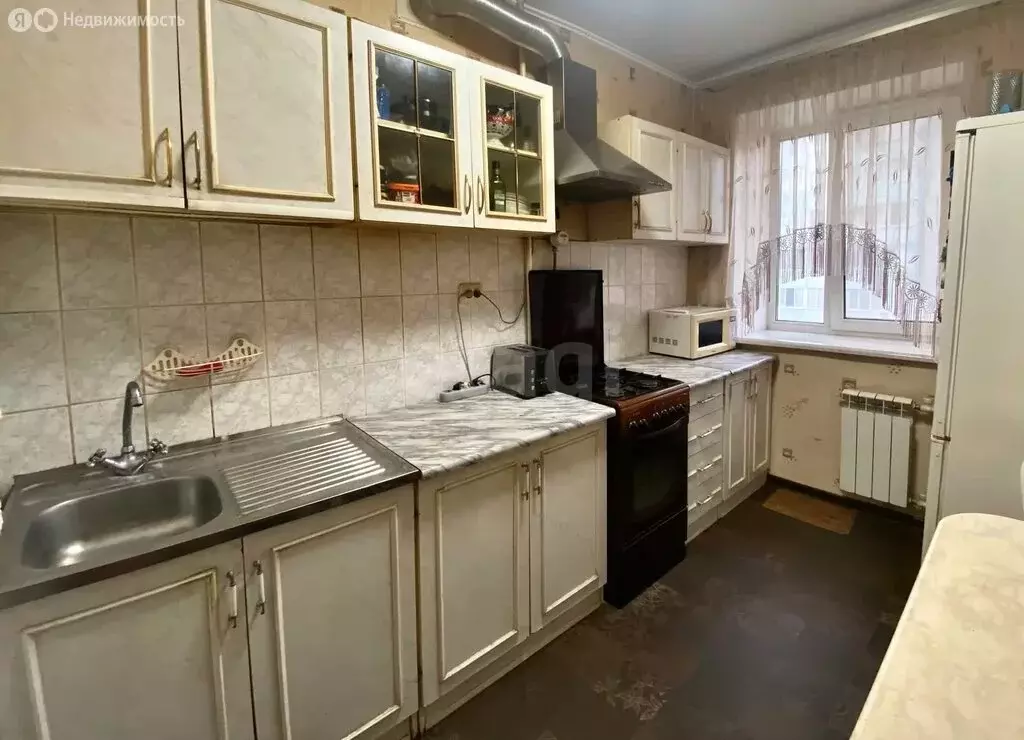 3-комнатная квартира: Йошкар-Ола, улица Лебедева, 47 (59 м) - Фото 1