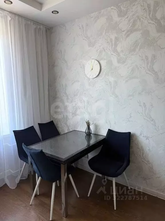 2-к кв. Иркутская область, Ангарск 80-й кв-л, 2 (59.2 м) - Фото 0