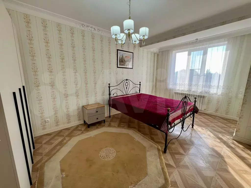 2-к. квартира, 70 м, 5/12 эт. - Фото 1