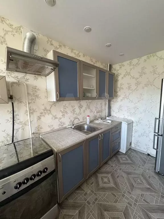 2-к. квартира, 42 м, 10/11 эт. - Фото 0