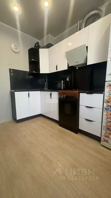 3-к кв. Башкортостан, Уфа Бакалинская ул., 68 (68.1 м) - Фото 1