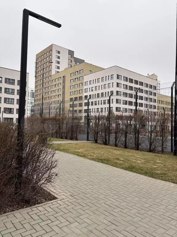 2-к. квартира, 54 м, 4/15 эт. - Фото 0