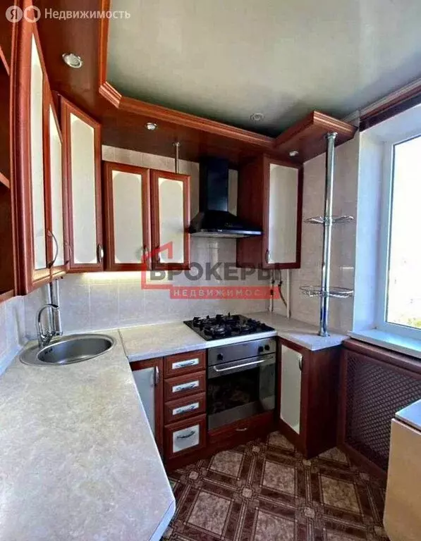 3-комнатная квартира: Севастополь, проспект Победы, 53 (61.6 м) - Фото 1