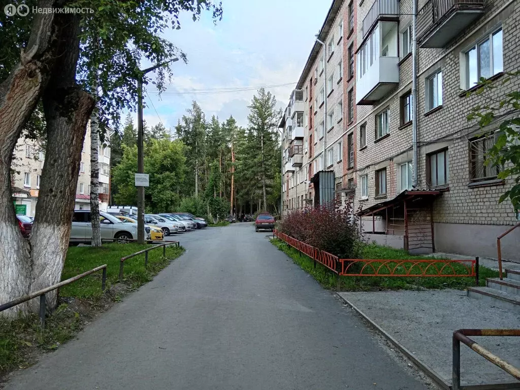 2-комнатная квартира: Ревда, улица Максима Горького, 39А (41.7 м) - Фото 1
