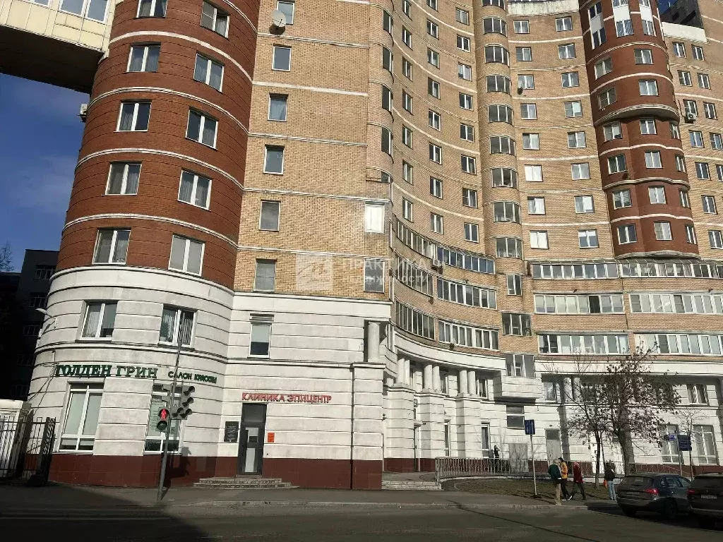 Продается 3-комнатная квартира - Фото 1