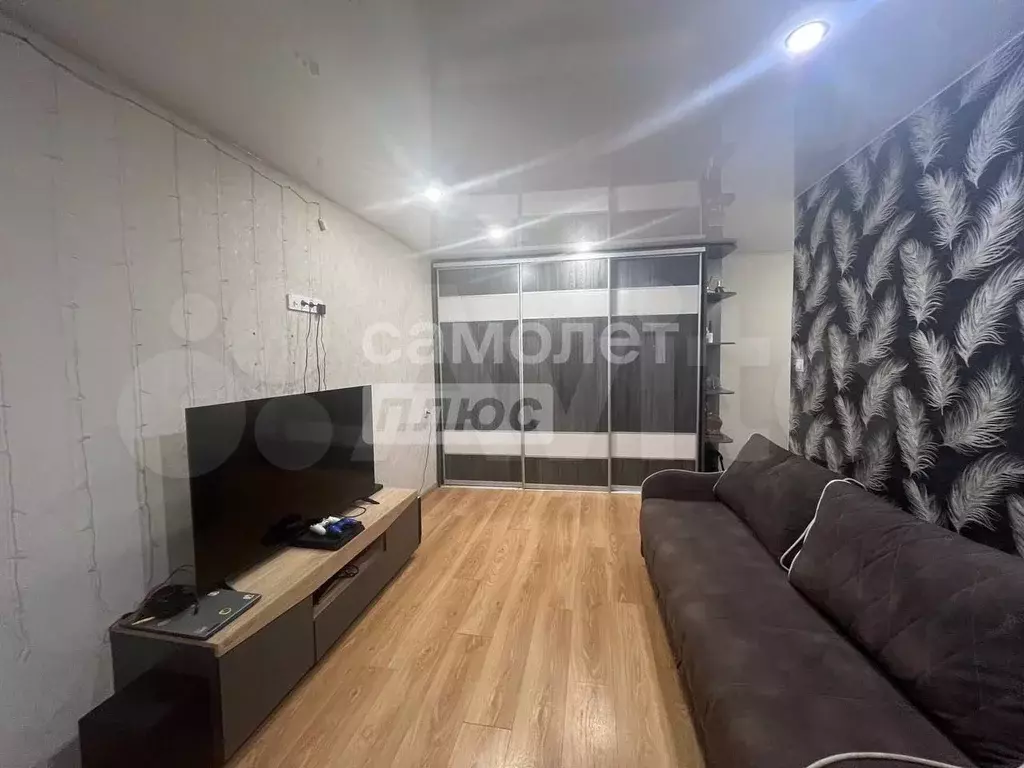 1-к. квартира, 31 м, 5/5 эт. - Фото 1