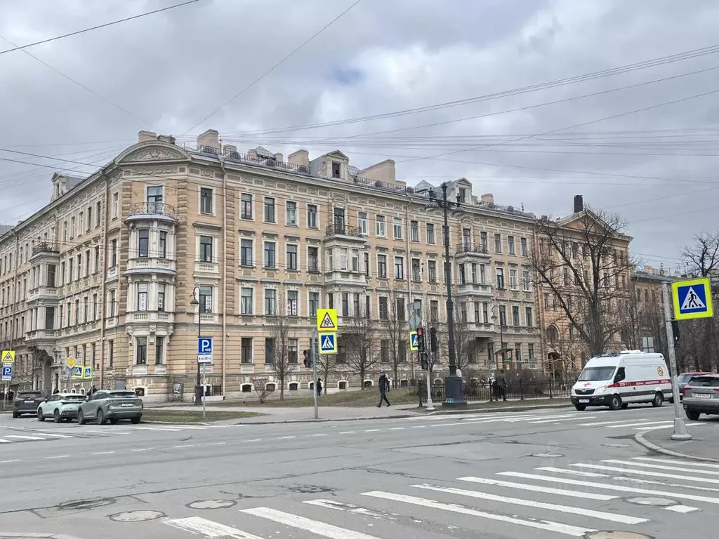 Комната Санкт-Петербург 4-я Васильевского острова линия, 5 (16.0 м) - Фото 0
