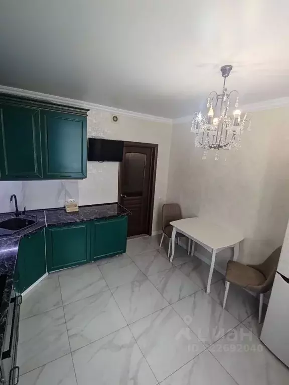 3-к кв. Оренбургская область, Оренбург Транспортная ул., 18/5 (80.0 м) - Фото 2