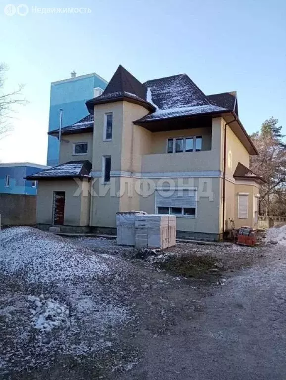 Дом в Калининград, улица Юрия Гагарина (285 м) - Фото 1