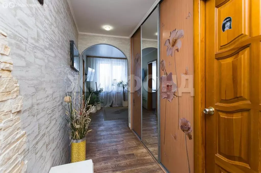 3-комнатная квартира: Новосибирск, Степная улица, 69 (69.6 м) - Фото 1