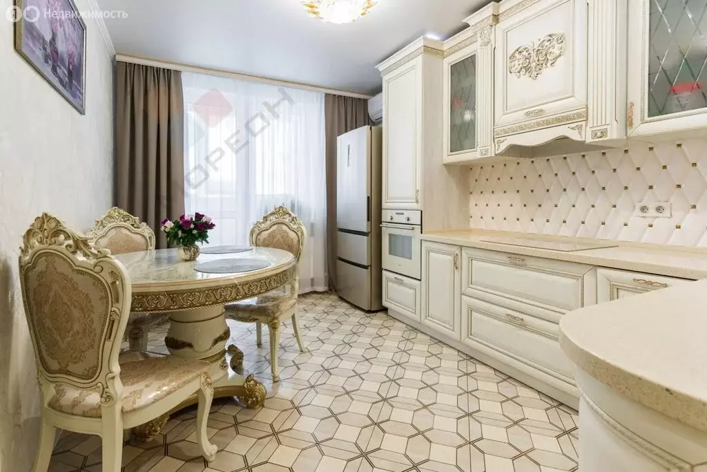 2-комнатная квартира: Краснодар, улица Селезнёва, 4/13к2 (70 м) - Фото 0