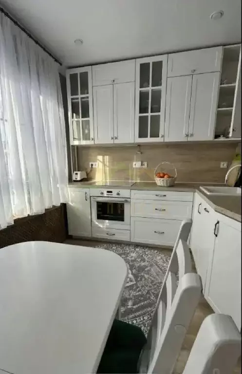 Продается 2-комнатная квартира - Фото 1