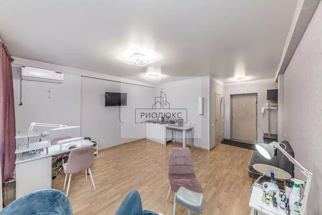 Студия Челябинская область, Челябинск ул. Хариса Юсупова, 105 (29.3 м) - Фото 2