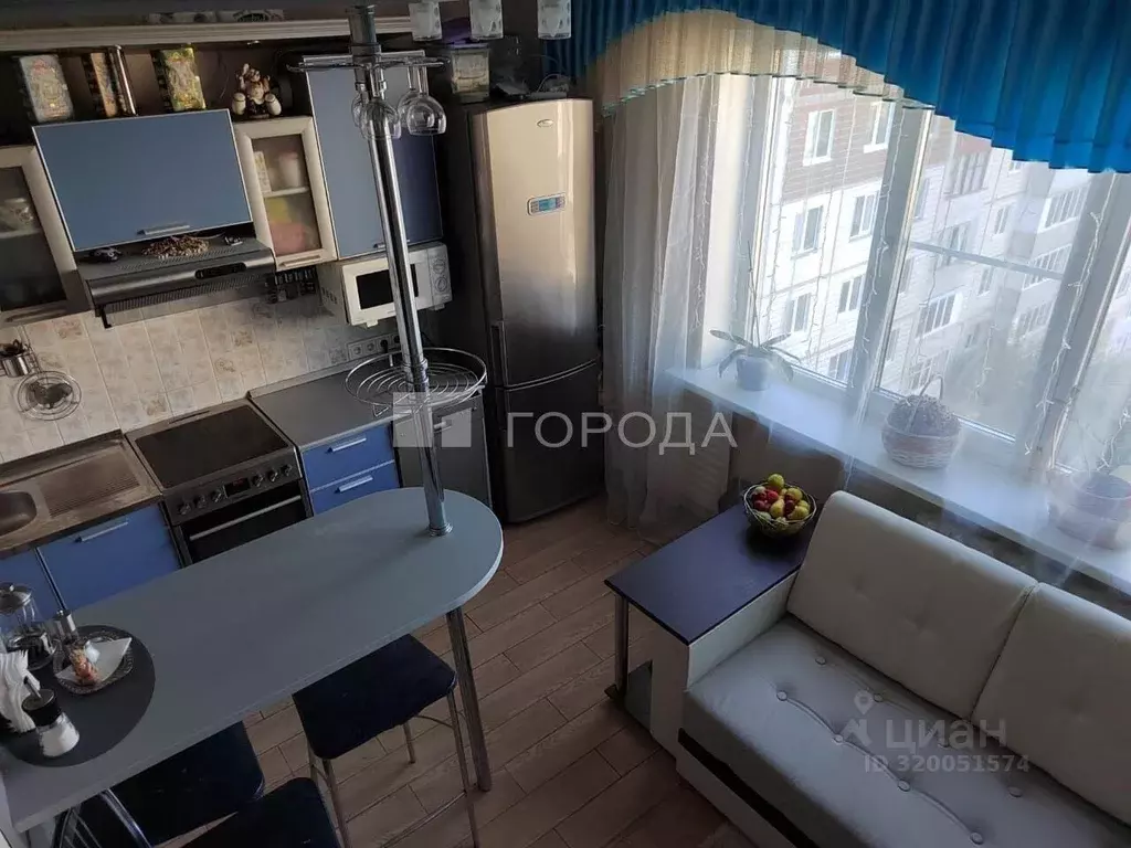 2-к кв. Алтайский край, Барнаул ул. Антона Петрова, 237Б (55.0 м) - Фото 0