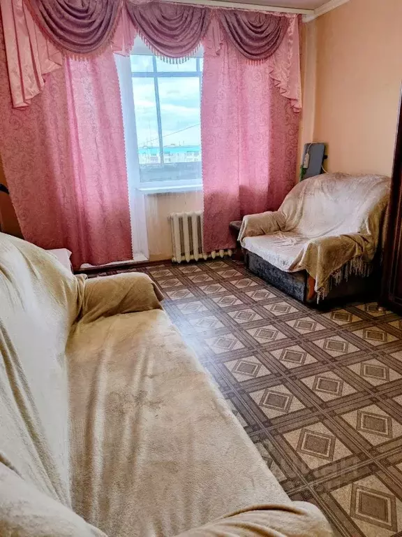 Комната Оренбургская область, Оренбург Салмышская ул., 32/2 - Фото 1