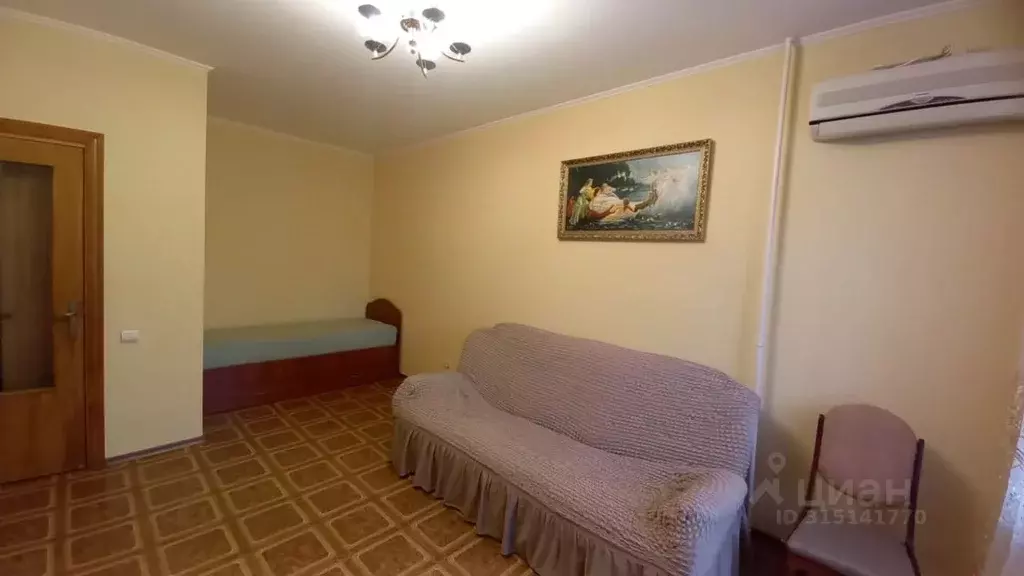 1-к кв. Астраханская область, Астрахань ул. 11-й Красной Армии, 2к1 ... - Фото 1