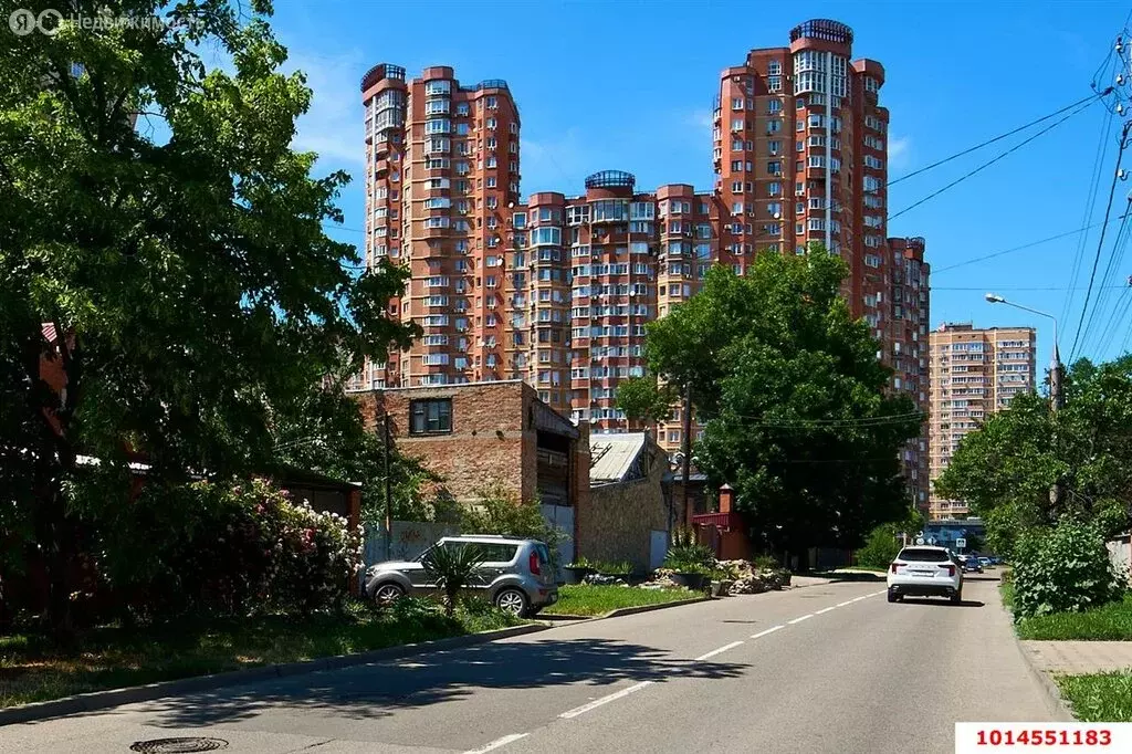 2-комнатная квартира: Краснодар, Гаражная улица, 67 (68.5 м) - Фото 1