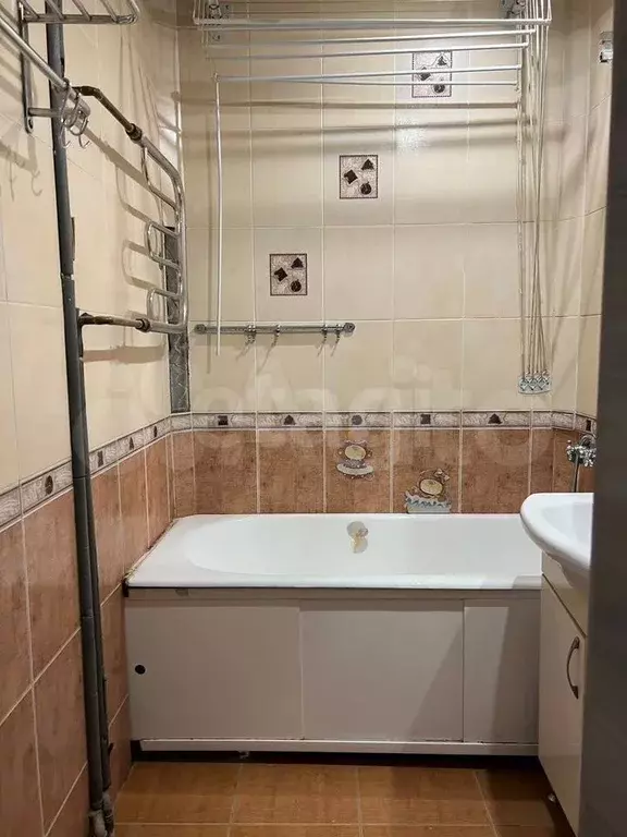3-к. квартира, 58,9 м, 2/5 эт. - Фото 1